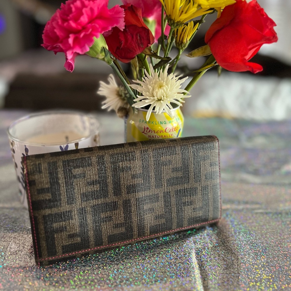 Fendi signature leather wallet